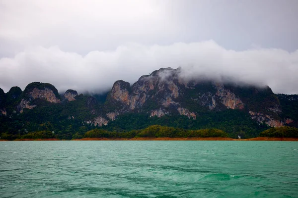 在雨天 来自泰国的风景 孤岛国家公园 — 图库照片