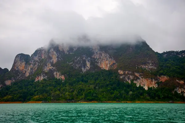 Landschap Uit Thailand Khao Sok National Park Een Regenachtige Dag — Stockfoto