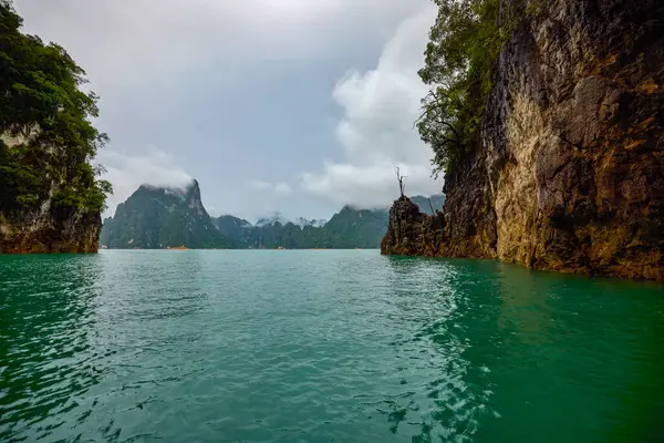 Krajina Thajska Národní Park Khao Sok Deštivém Dni — Stock fotografie