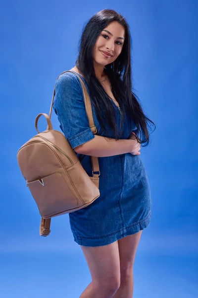 Young Brunette Long Hair Posing Studio Backpack Back School Concept — Stock Photo, Image