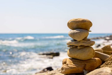 Bulgaristan 'da Karadeniz kıyısı manzaralı bir yaz günü.