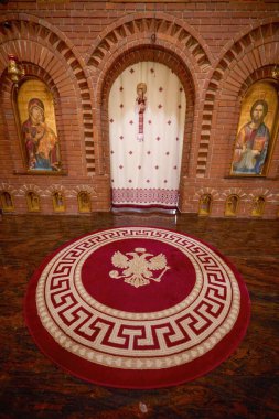 Curtea de Arges, Romanya- 02 Aralık 2023, Yeni Başpiskopos Katedrali 'nin resimleri, ve ayrıca kraliyet mezarlığı.