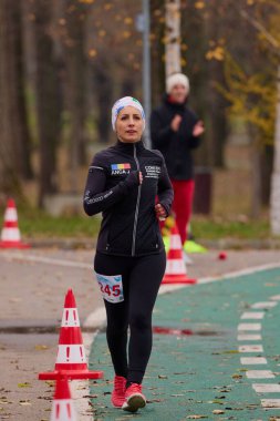 Pitesti, Romanya 10 Aralık 2023, insanları daha iyi sağlık için spor yapmaya çekmek amacıyla her yıl düzenlenen yarışma..