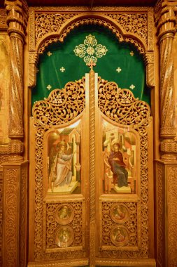 Slaniç Romanya 'yı 10 Aralık 2023' te Arıyor. Arges 'deki Slanic Manastırı, içeriden ve dışarıdan görüntüler, ibadet yeri.