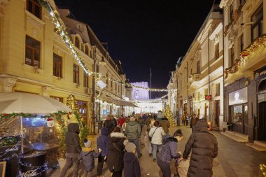 Craiova Romanya 02 Ocak 2024. Avrupa 'nın en güzel ikinci ülkesi olarak kabul edilen Craiova Romanya' daki Noel panayırından görüntüler.