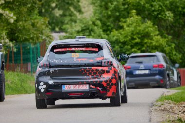 Albota, Arges Romania 09 Mayıs 2024, Arges Rallisi, rotanın ilk aşamasından görüntüler.