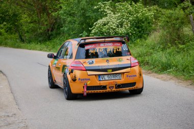 Albota, Arges Romania 09 Mayıs 2024, Arges Rallisi, rotanın ilk aşamasından görüntüler.