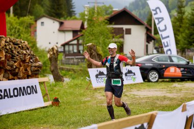 Moieciu Romanya 18 Mayıs 2024. Salomon Eco Run Moieciu Romanya Maratonundan görüntüler.