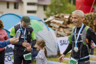 Moieciu Romanya 18 Mayıs 2024. Salomon Eco Run Moieciu Romanya Maratonundan görüntüler.