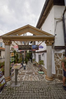 Nessebar Bulgaristan 30 Ağustos 2024 tarihinde, kültür ve mimari karışımı bir şehir olan Nessebar Bulgaristan 'ın eski tarihi merkezinden görüntüler.