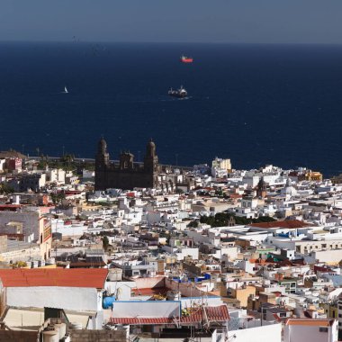 Las Palmas de Gran Canaria 'nın tepelik San Juan mahallesinden alınan eski bölümünün havadan görüntüsü