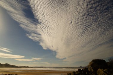 Cantabria, Santander Körfezi, Playa de Los Tranquilos kumsalı.