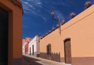 Gran Canaria, adanın güneydoğusundaki eski Ingenio kasabası, mimari detaylar.