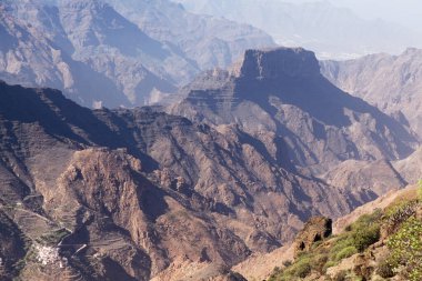 Gran Canaria, adanın merkezi manzarası, Las Cumbres, ie The Summits, Mesa de los Junquillos, Roque Bentayga 'da görüldüğü gibi