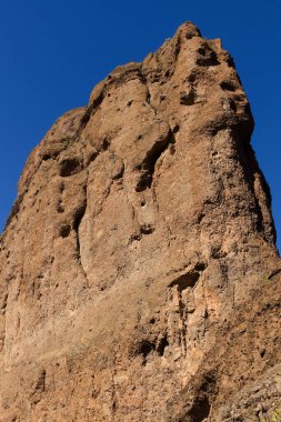 Gran Canaria, adanın merkezi manzarası, Las Cumbres, ie The Summits, Roque Bentayga formasyonu Caldera de Tejeda