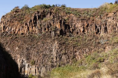 Gran Canaria, adanın merkezi manzarası, Las Cumbres, ie The Summits, Caldera de Tejeda coğrafi merkezinde, Ravine Barranco de Tejeda
