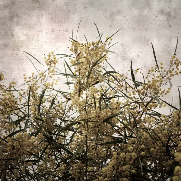 Zarif desenli kağıt kare arka planda altın çelenk gerdanlık çiçekleri