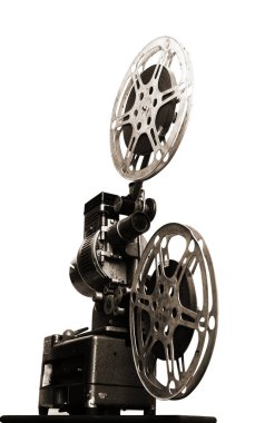 Eski film projektörü beyaz arkaplanda izole edildi