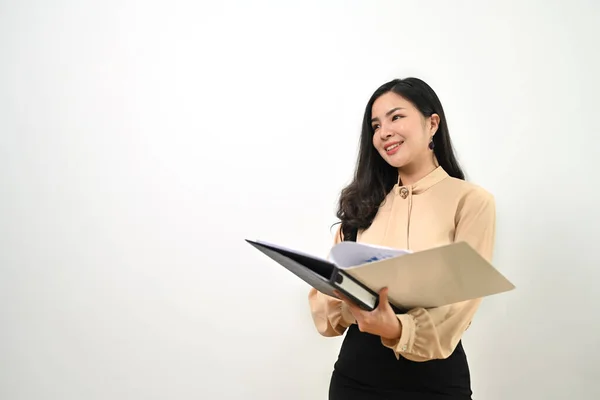 Portrait Pretty Asian Businesswoman Holding Folder Isolated White Background — Stock Photo, Image