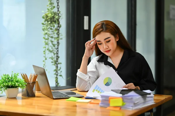Stressed Female Employee Thinking Problem Solution Stuck Task Frustrated Business — Stock Photo, Image