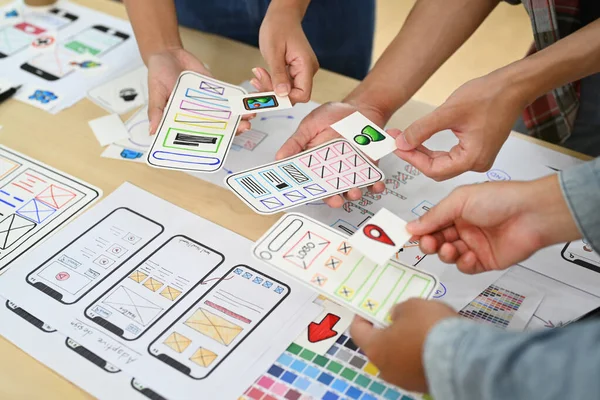 Kreativ Designer Team Planering Ansökan Mall Layout Ram För Mobiltelefon — Stockfoto