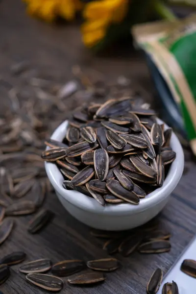 Органічне Насіння Соняшнику Сільському Дерев Яному Столі Здорове Харчування Концепція — стокове фото