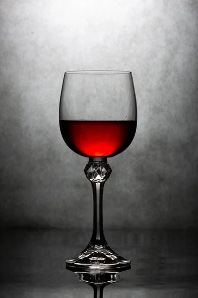 Νεκρή Ζωή Ένα Ποτήρι Κόκκινο Υγρό — Φωτογραφία Αρχείου