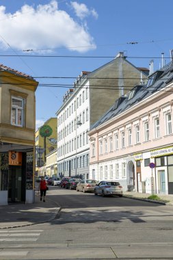 Viyana, Avusturya - 13 Haziran 2023: Viyana sokaklarından birinin manzarası