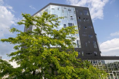 Viyana, Avusturya - 16 Haziran 2023: Viyana Ekonomi ve İş Üniversitesi Akademik Binası