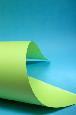 Renkli kağıt sayfalarının soyut arkaplanı, dekorasyon için, metin tasarımı için, şablon için