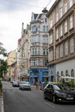 Viyana, Avusturya - 18 Haziran 2023: Viyana sokaklarından birinin manzarası