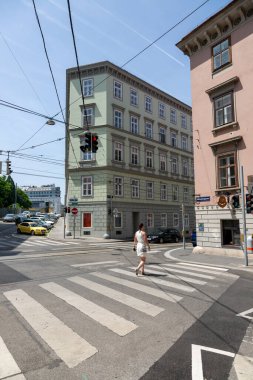 Viyana, Avusturya - 22 Haziran 2023: Viyana sokaklarından birinin manzarası