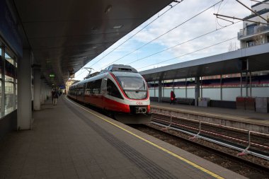 Viyana, Avusturya - 14 Şubat 2023: Viyana Handelskai Tren İstasyonu