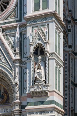 Floransa, İtalya - 21 Ağustos 2019: İtalya 'daki Floransa' da Aziz Mary Katedrali 'nin bir parçası