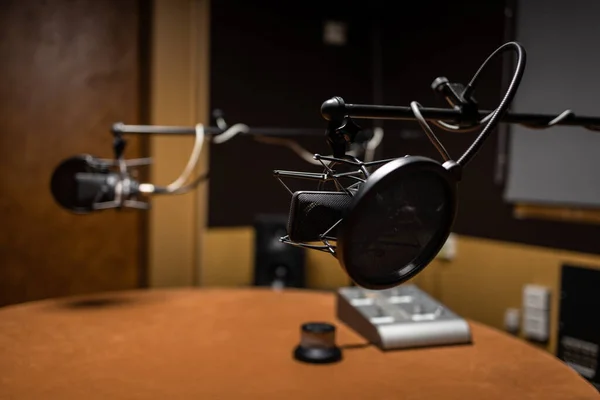Επαγγελματικό Στούντιο Ηχογράφησης Πλήρες Τεχνικό Εξοπλισμό — Φωτογραφία Αρχείου