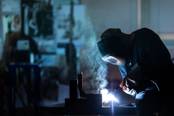 Man Working Iron Grinder Man Work Sparkles Fire Grinder Cutting — Stock Photo, Image