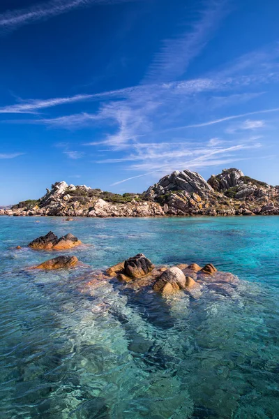 Γραφικό Τοπίο Της Σαρδηνίας Ιταλία Ακτή Θάλασσα Γαλαζοπράσινα Καθαρά Νερά Royalty Free Εικόνες Αρχείου