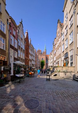 Gdansk, POLAND-SEPTEMBER 03, 2024: Kuzeydeki Mariacka Caddesi, Gdansk, Polonya, Avrupa