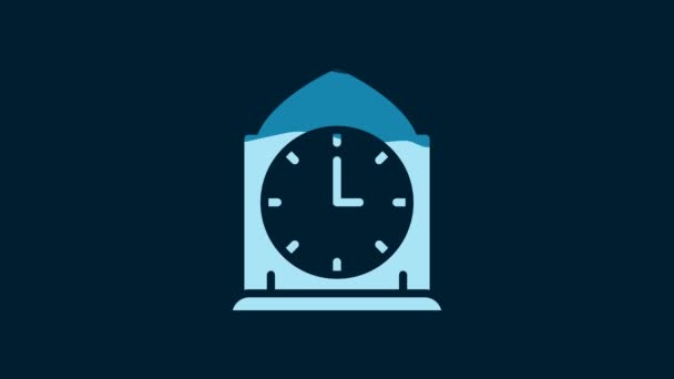 白い時計のアイコンは青の背景に隔離された 時間の象徴だ 4Kビデオモーショングラフィックアニメーション — ストック動画