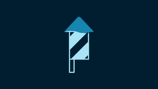 青色の背景に隔離された白い花火ロケットのアイコン 楽しいパーティーの概念 爆発的な花火のシンボル 4Kビデオモーショングラフィックアニメーション — ストック動画