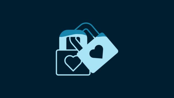 青の背景にハートアイコンが隔離されたホワイトロック 心をロックした 愛のシンボルと鍵穴の標識 バレンタインデーのシンボル 4Kビデオモーショングラフィックアニメーション — ストック動画