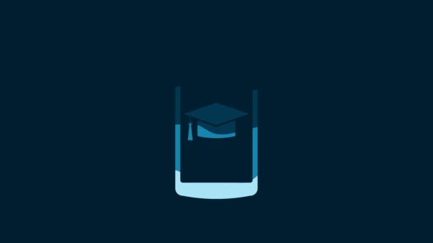 青の背景に隔離された画面スマートフォンのアイコン上のホワイト卒業キャップ オンライン学習やEラーニングの概念 4Kビデオモーショングラフィックアニメーション — ストック動画