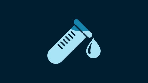 白色试管或瓶与滴血图标隔离在蓝色背景 实验室 科学玻璃器皿标志 4K视频运动图形动画 — 图库视频影像