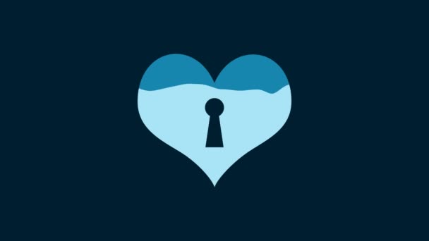 白色心脏与钥匙孔图标隔离在蓝色背景 锁定的心脏 爱的象征和钥匙孔标志 4K视频运动图形动画 — 图库视频影像