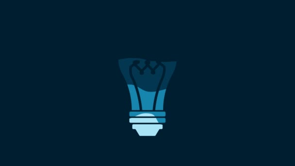 白い電球のアイコンは青の背景に隔離されています エネルギーとアイデアのシンボル ランプ電気 4Kビデオモーショングラフィックアニメーション — ストック動画
