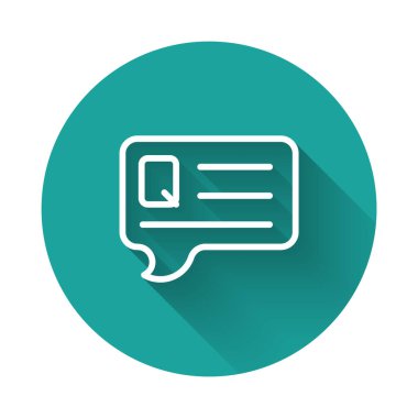 Beyaz çizgi konuşma baloncukları ile Question simgesi izole edilmiş uzun gölge arkaplanı. SSS işareti. Konuşma balonu ve çizelgesi. Yeşil daire düğmesi. Vektör