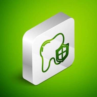 Isometric çizgi diş koruma simgesi yeşil arkaplanda izole edildi. Kalkan logosunda diş. Gümüş kare düğme. Vektör.