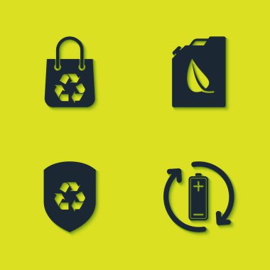 Alışveriş torbasını geri dönüşüm, batarya, geri dönüşüm kalkanı ve biyo yakıt kutusu ikonu ile ayarla. Vektör.