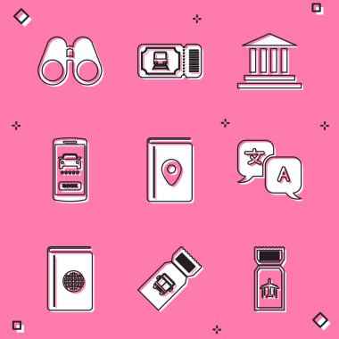 Dürbünü, tren biletini, müze binasını, çevrimiçi araba paylaşımını, kapak kitabı seyahat rehberini, tercümanı ve otobüs simgesini ayarla. Vektör