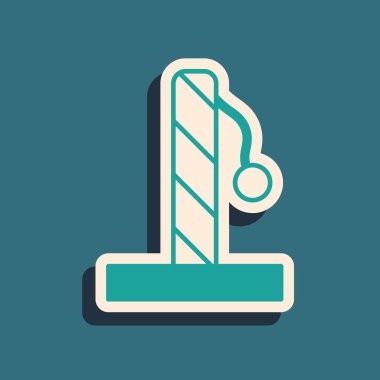 Yeşil arka planda izole edilmiş oyuncak ikonu olan yeşil kedi tırmalama direği. Uzun gölge tarzı. Vektör